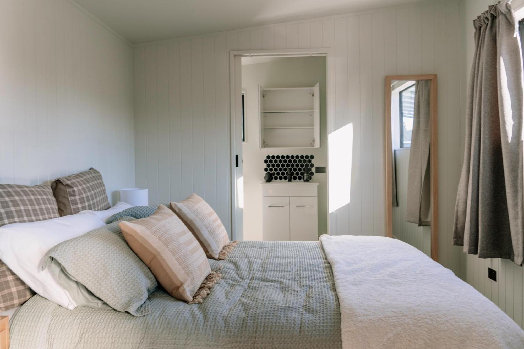 Mountain Cabin - Central, Cosy And Cute With Views Wanaka Zewnętrze zdjęcie